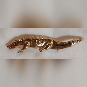 Alligator Gold Tone Brooch Pin